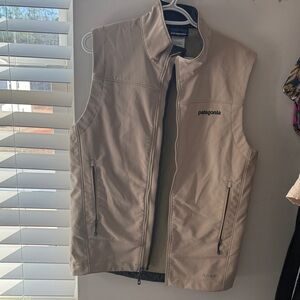 Patagonia Men's Light Brown Vest